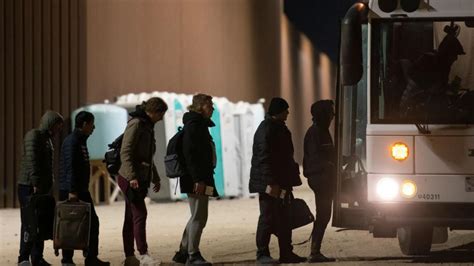 Asylum-seekers, migrants move into Chicago Lake Shore Hotel as city struggles to meet housing needs